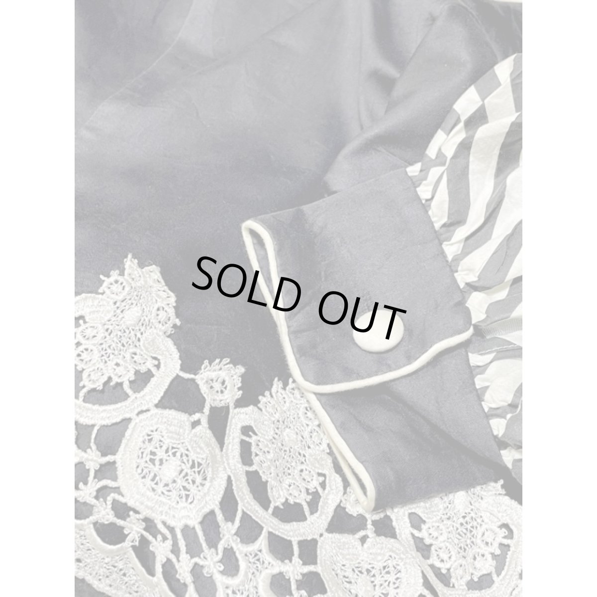 画像11: アメリカ古着 ヴィンテージドレス ストライプ レース 主役級 パフスリーブ レトロ クラシカル (11)