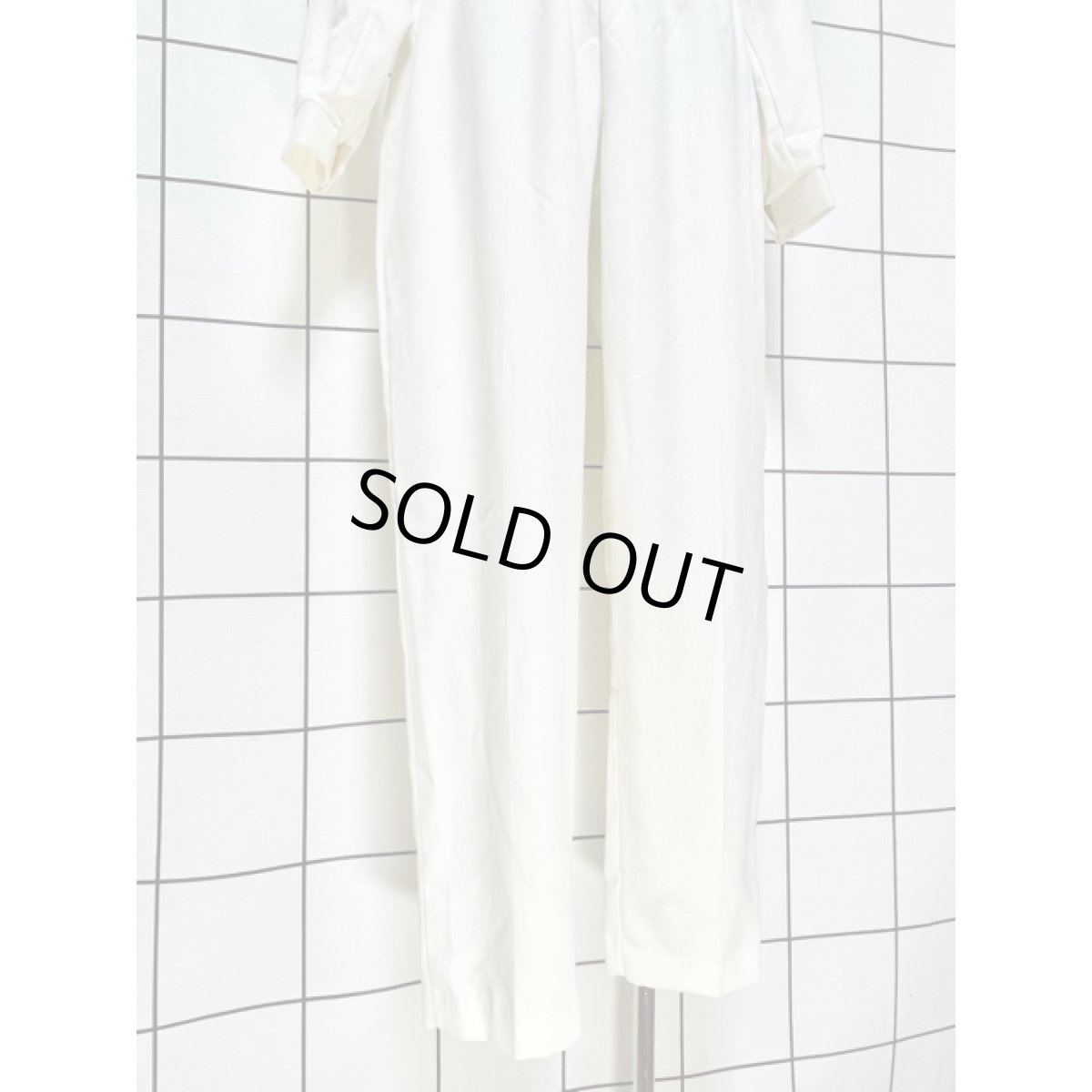 画像8: オフホワイト 無地 開襟 ウエストゴム オールインワン ヴィンテージ アメリカ古着 ジャンプスーツ (8)