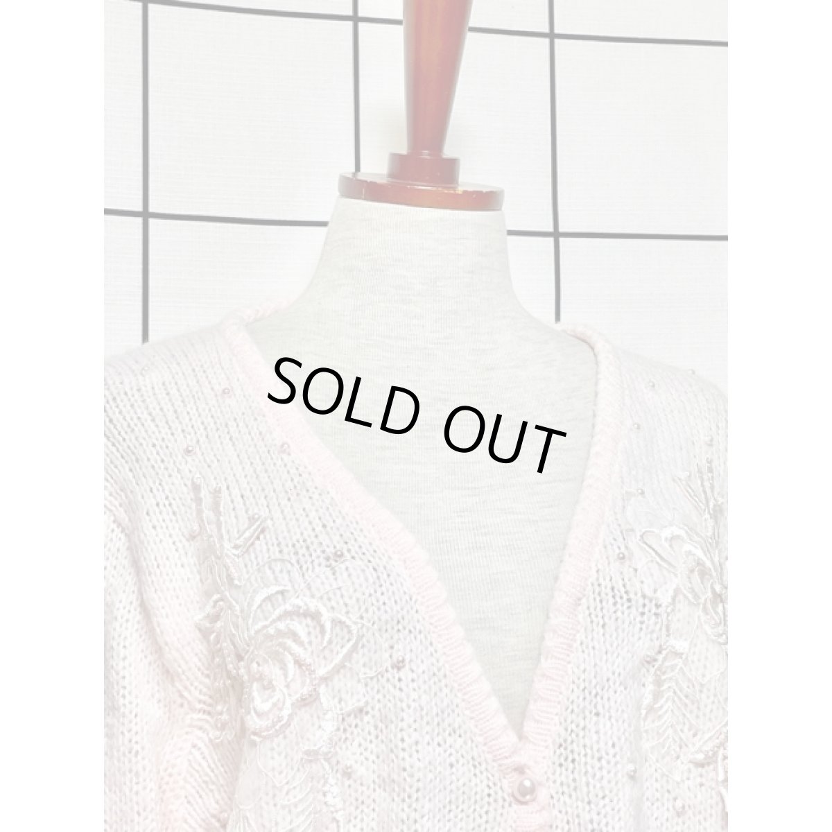 画像5: 桜色 淡いピンク 刺繍 ビーズ ニットカーディガン アメリカ古着 ヴィンテージ (5)