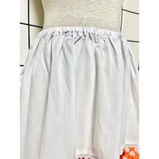 画像4: カラフル刺繍 スカート ヴィンテージ ホワイト ウエストゴム アメリカ古着 (4)