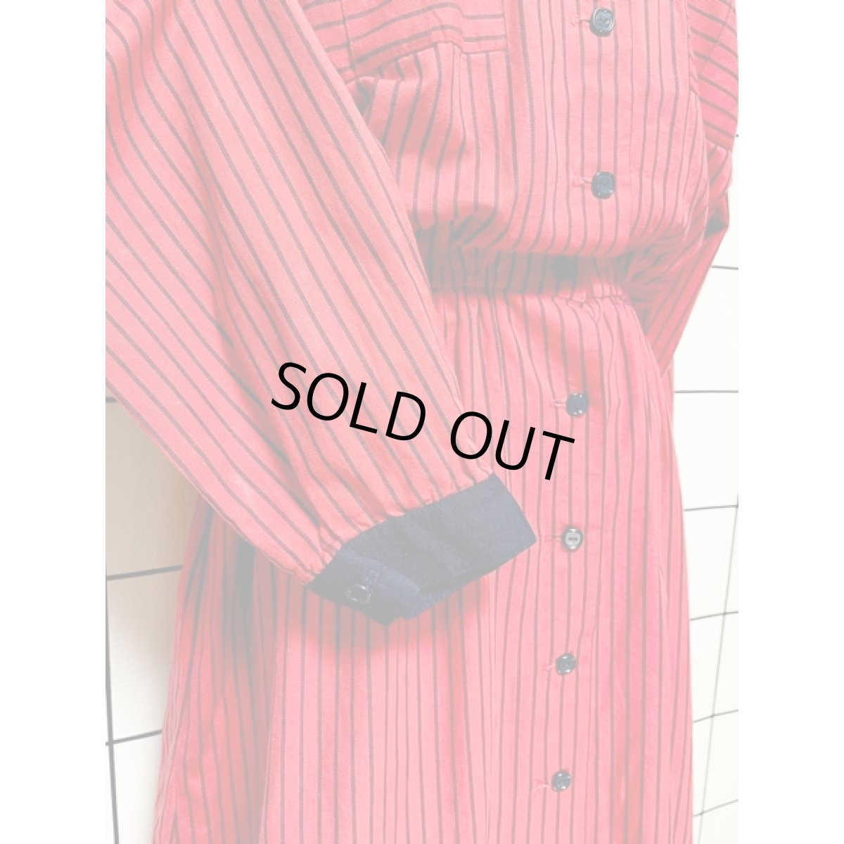 画像8: ストライプ柄 ショルダーボタン 前開き ワンピース ウエストゴム 切り替え レトロ 長袖 アメリカ古着 ヴィンテージ (8)