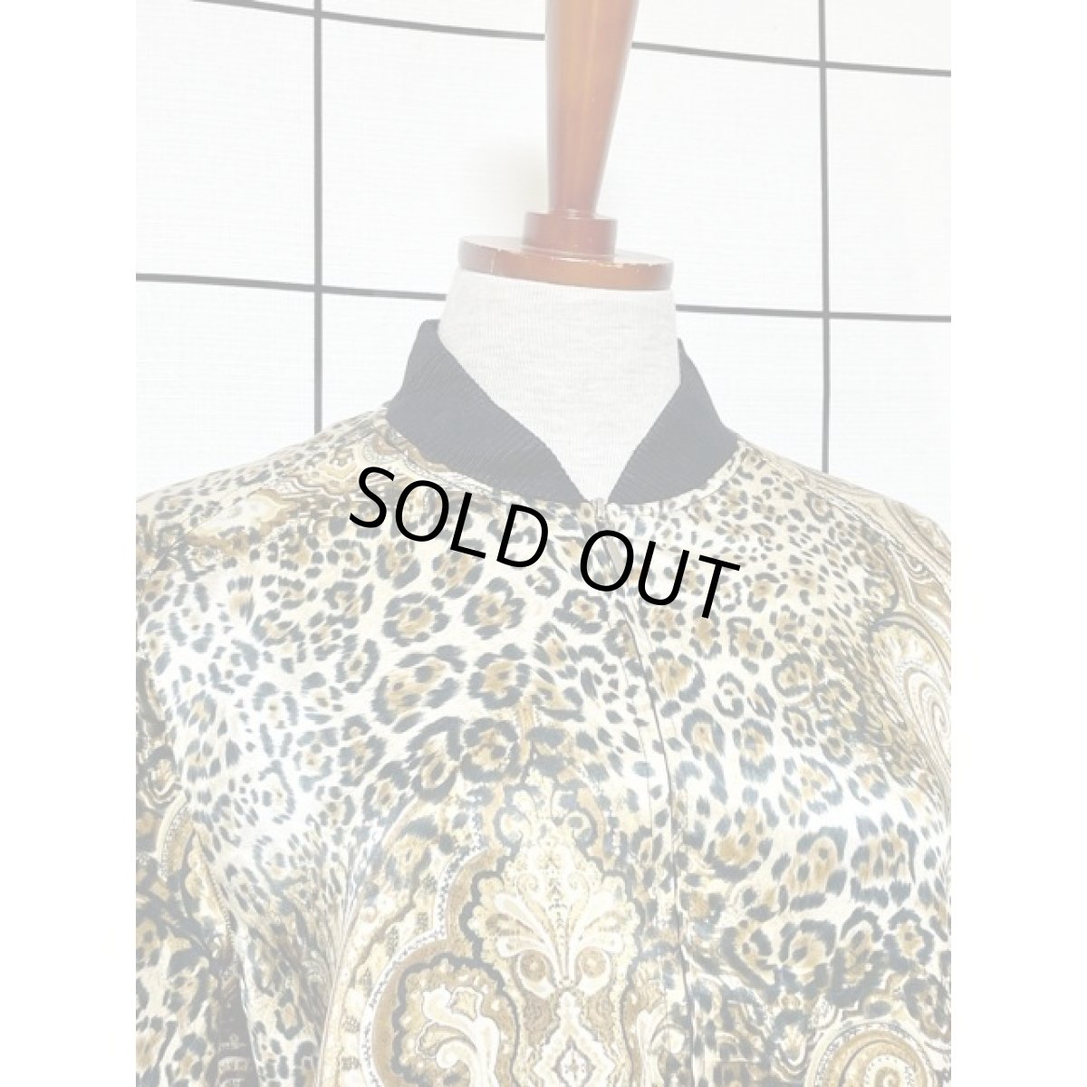 画像5: アニマル柄 オリエンタル ブルゾンジャケット ジップアップ 古着 ジャンパー (5)