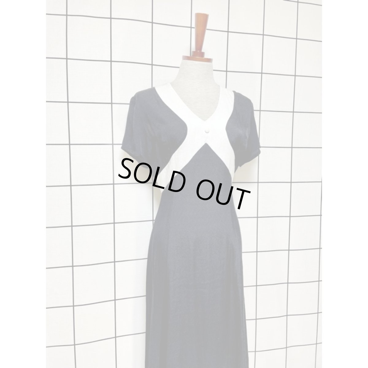 画像3: クロス模様 パーティー衣装などにもおすすめ ブラック ホワイト モノクロ ドレス ヴィンテージ レトロモダン アメリカ古着 (3)