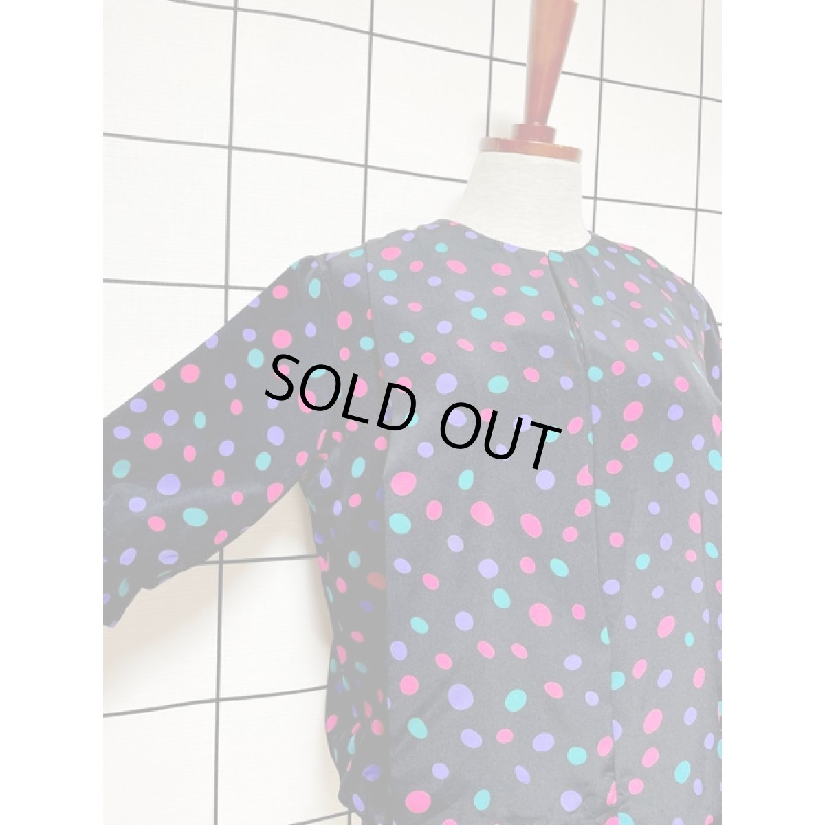 画像7: カラフルドット ウエストリボン トップス アメリカ古着 レトロ シャツ ブラック プルオーバー (7)