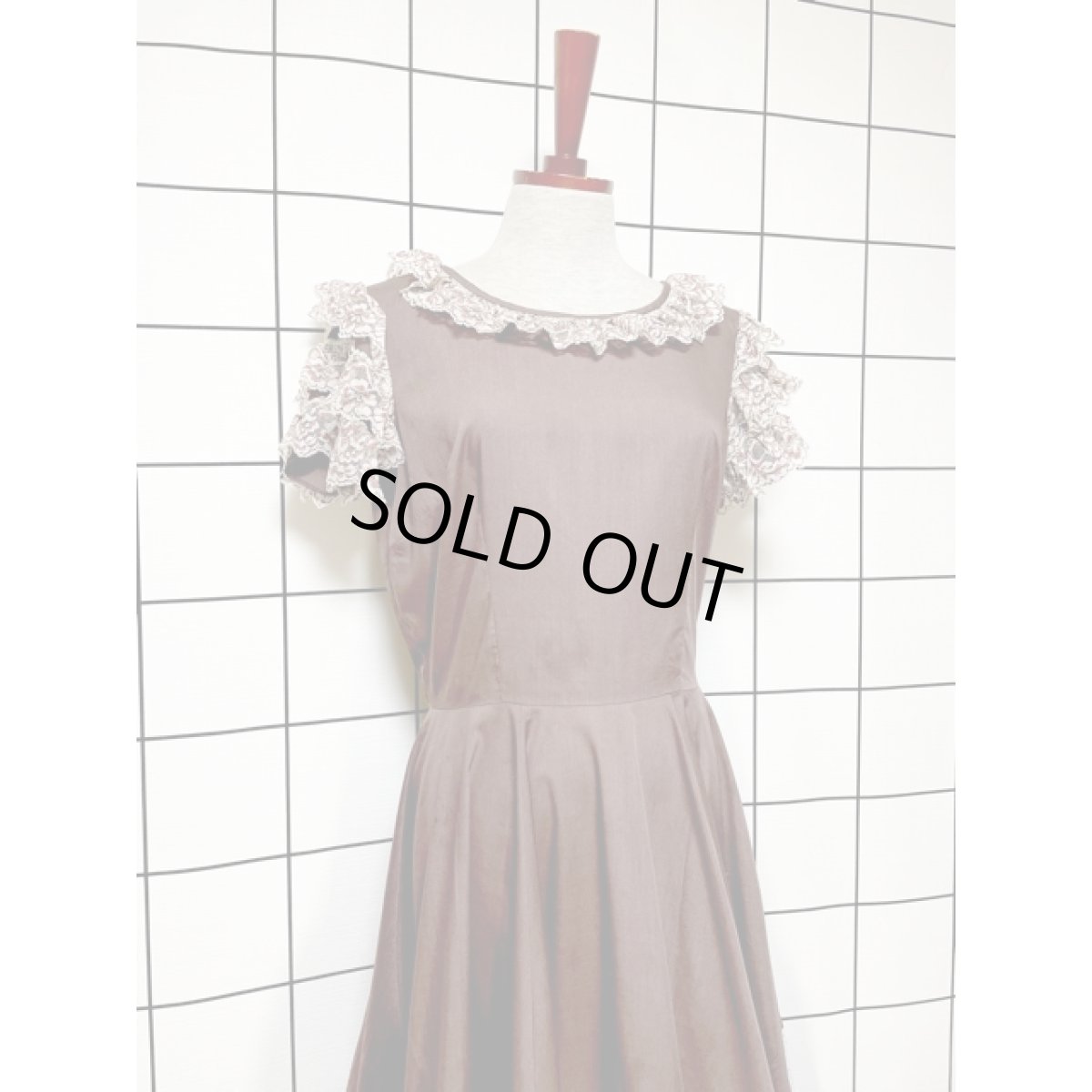 画像5: フリル ティアードフラワーレース  サーキュラー ヴィンテージドレス ブラウン ウエストゴム レトロ アメリカ古着 (5)