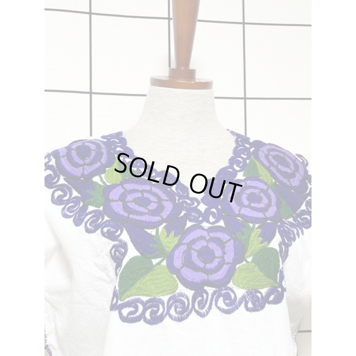 画像6: メキシカンお花刺繍 トップス ホワイト パープル フォークロア レトロ アメリカ古着 ヴィンテージ (6)