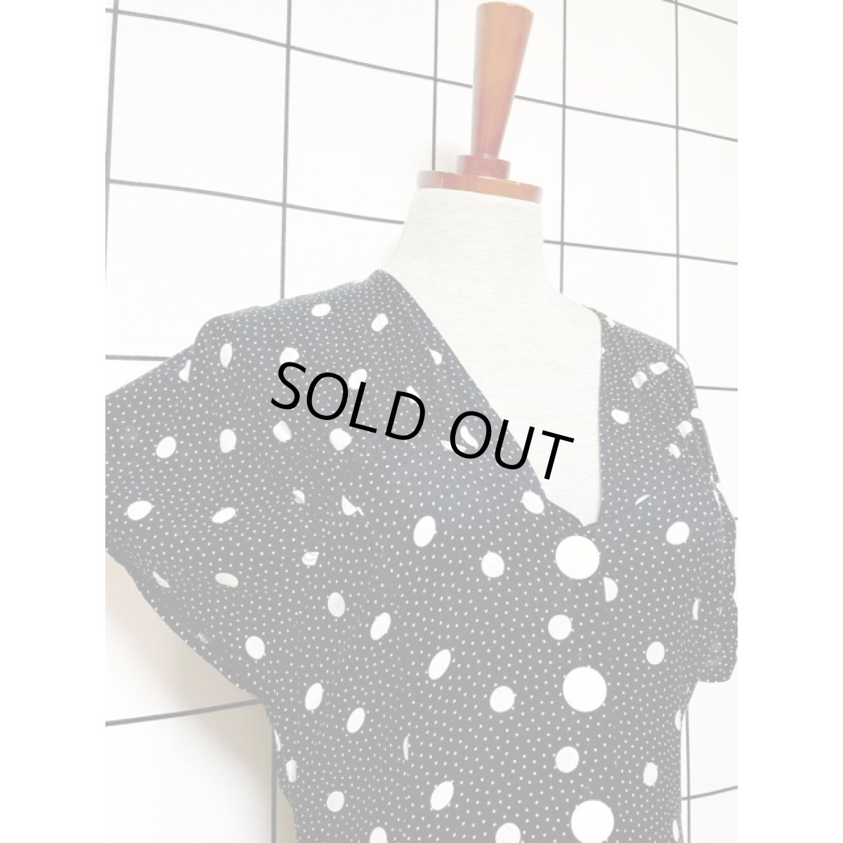 画像6: 大小2種類のドット ブラック ホワイト レトロ アメリカ古着 ヴィンテーワンピース (6)