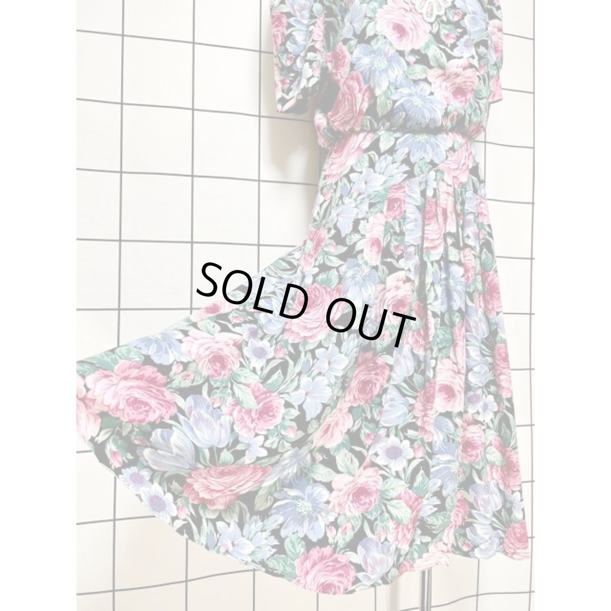 画像10: アンティークフラワー柄 レース襟 ビッグカラー ウエストゴム バックボタン ガーリー レトロ ヴィンテージワンピース アメリカ古着  (10)