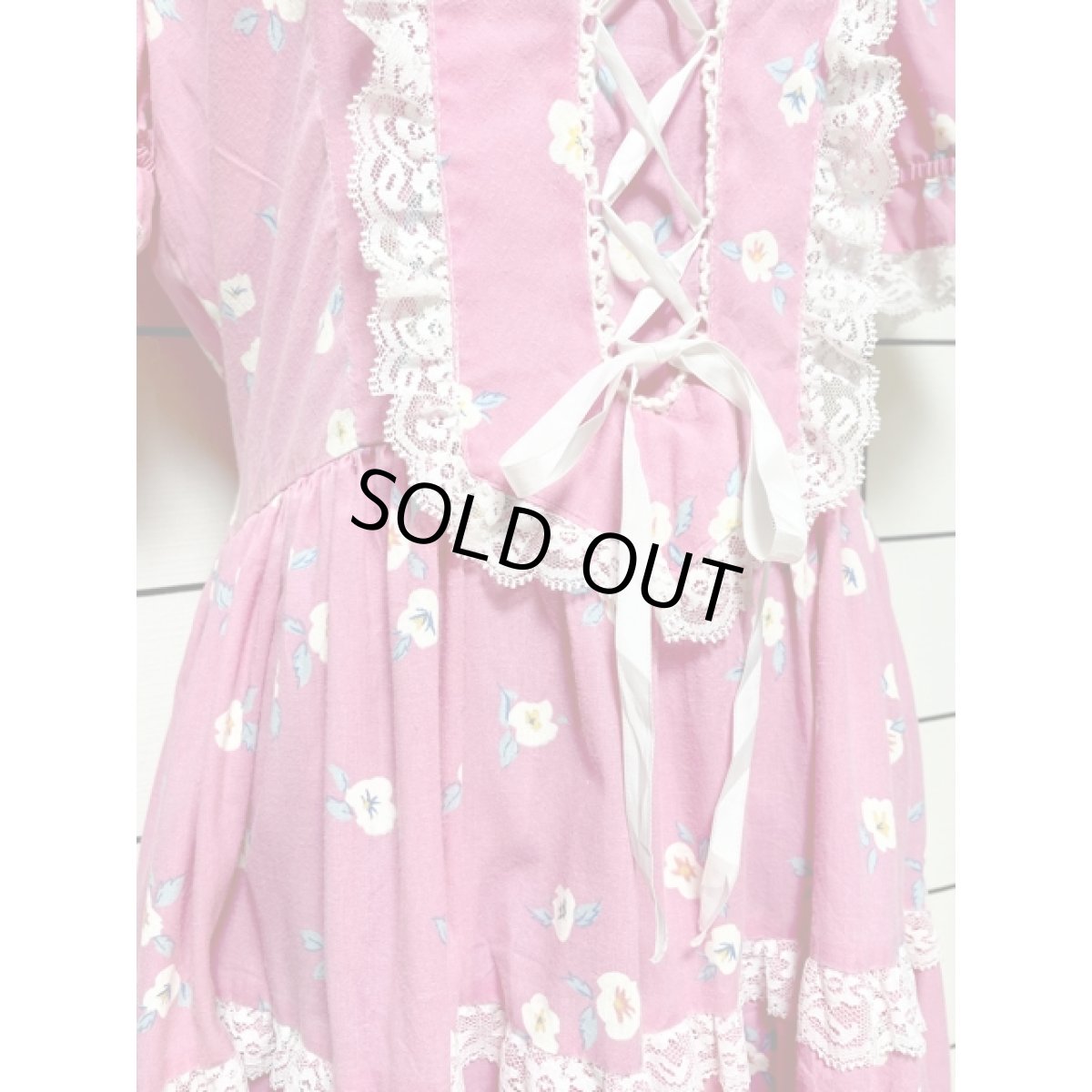 画像11: フリルレース サーキュラーデザイン リボン パフスリーブ 花柄 ヴィンテージドレスワンピース ピンク レトロ アメリカ古着 (11)