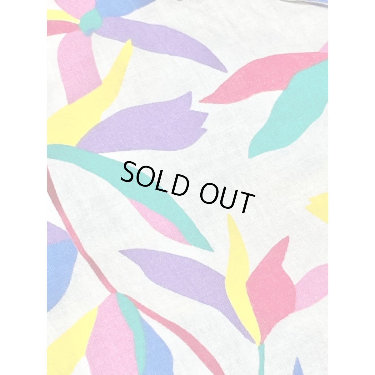 画像9: カラフルなリーフ柄 ヴィンテージブラウス 半袖 シャツ アメリカ古着 ホワイト (9)