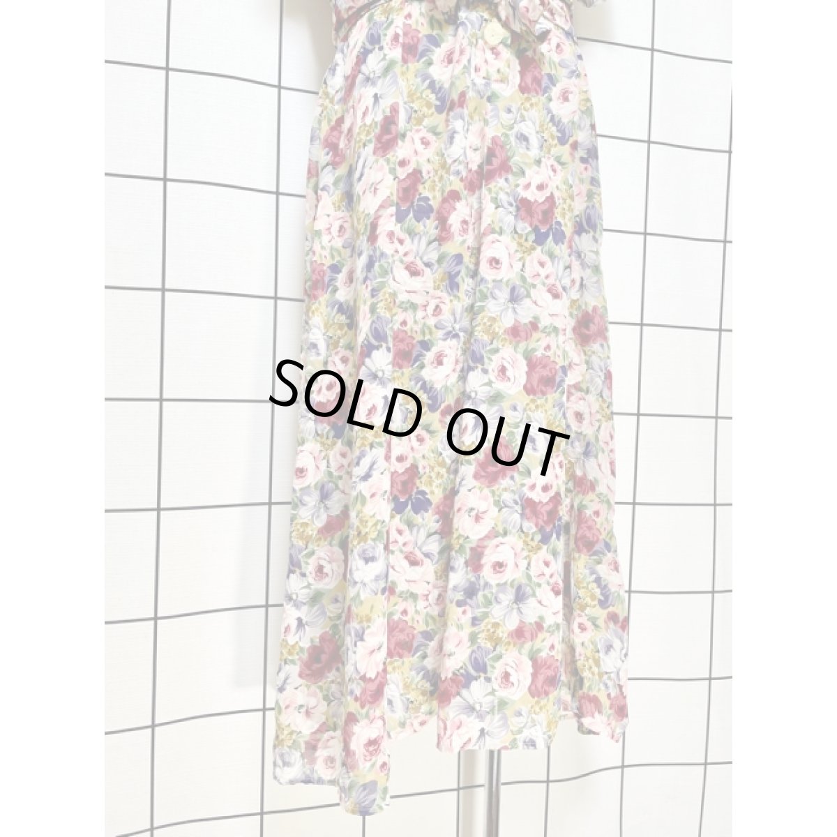 画像9: 総花柄 ウエストリボン 半袖 レトロ アメリカ古着 ヴィンテージワンピース (9)