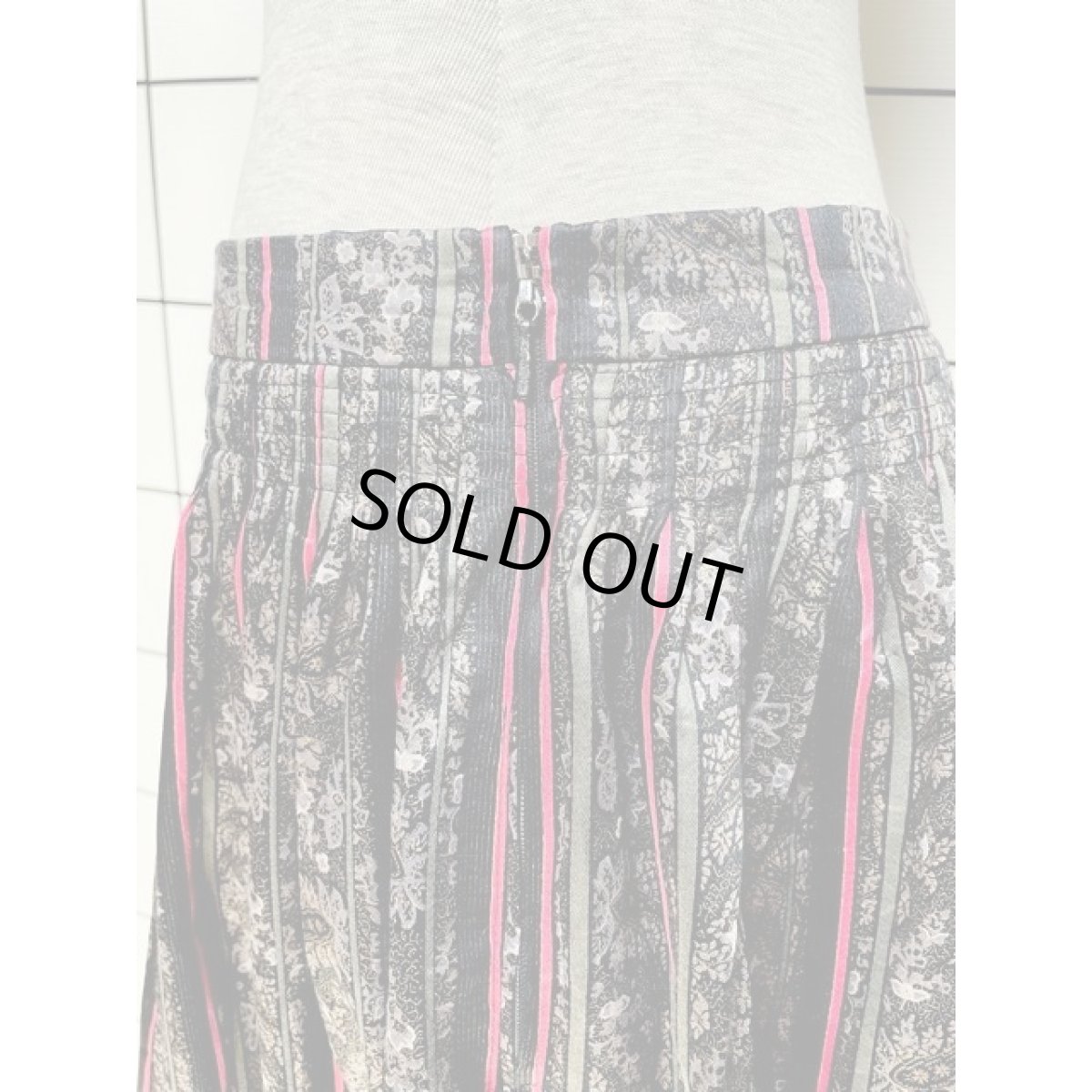 画像7: コインチェーンパーツ ストライプ クラシカル模様 レース ディアンドル チロルスカート ドイツ民族衣装 (7)