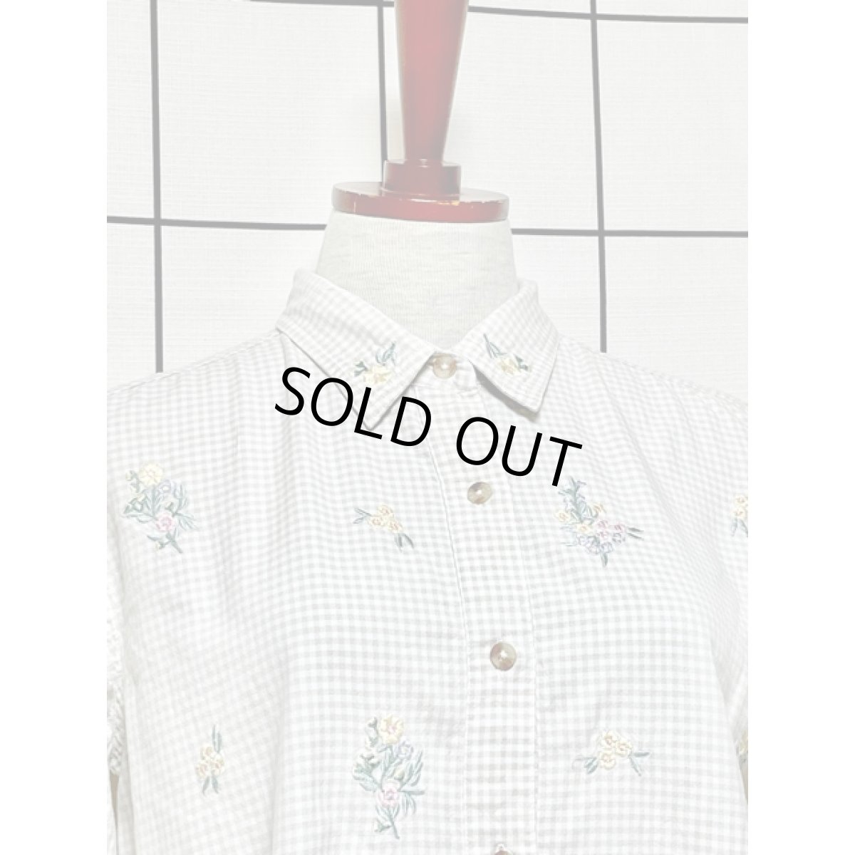 画像5: チェック柄  花刺繍 襟にも刺繍 レトロ アメリカ古着 半袖 シャツ ヴィンテージブラウス (5)