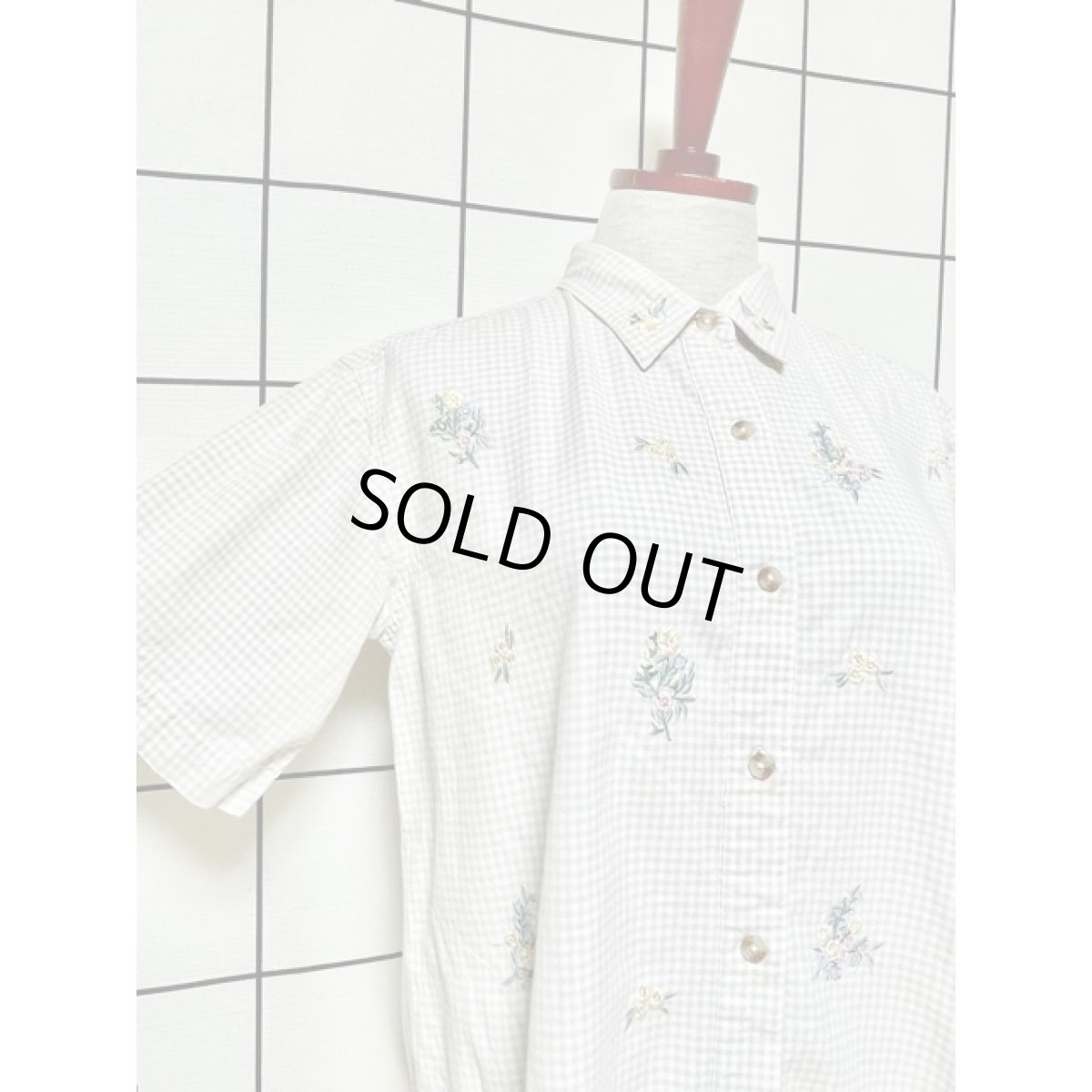 画像6: チェック柄  花刺繍 襟にも刺繍 レトロ アメリカ古着 半袖 シャツ ヴィンテージブラウス (6)