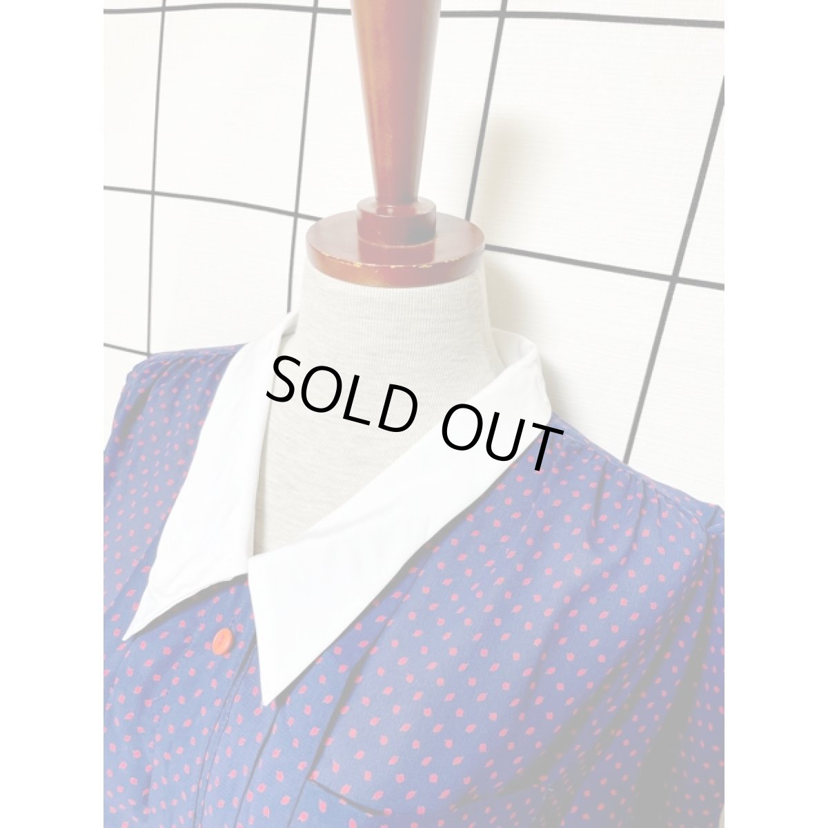 画像4: リーフモチーフプリント 前開き ネイビー ホワイト襟 レトロ 長袖 アメリカ古着 ヴィンテージワンピース (4)