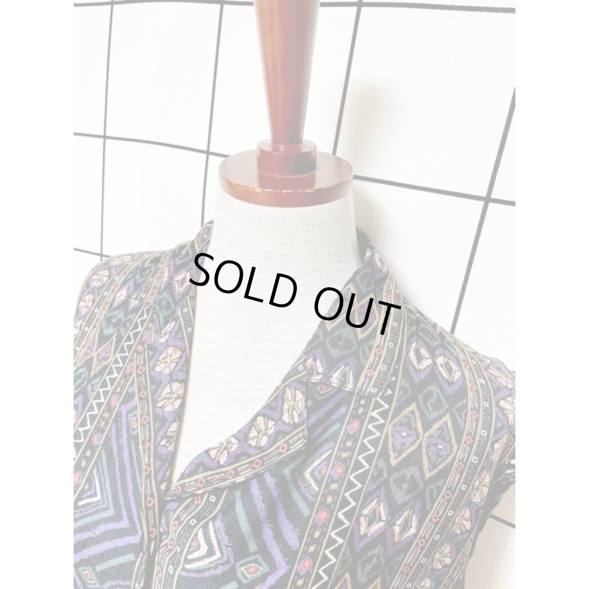 画像4: フォークロア模様 前開き India レトロ 古着 ノースリーブ ヴィンテージワンピース (4)