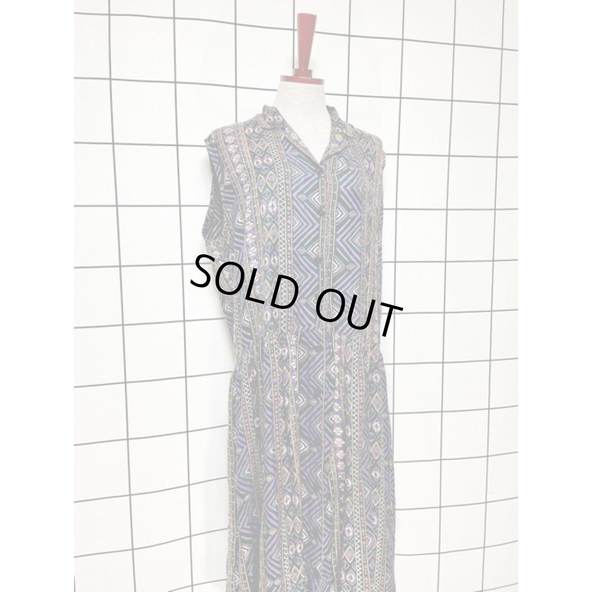 画像3: フォークロア模様 前開き India レトロ 古着 ノースリーブ ヴィンテージワンピース (3)