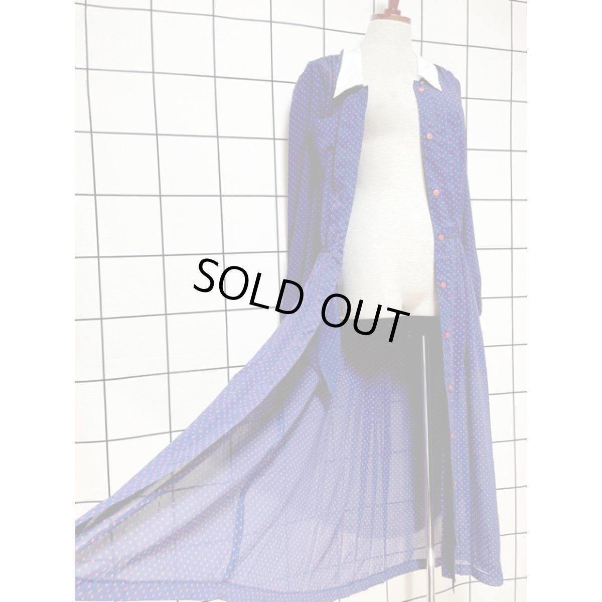 画像9: リーフモチーフプリント 前開き ネイビー ホワイト襟 レトロ 長袖 アメリカ古着 ヴィンテージワンピース (9)