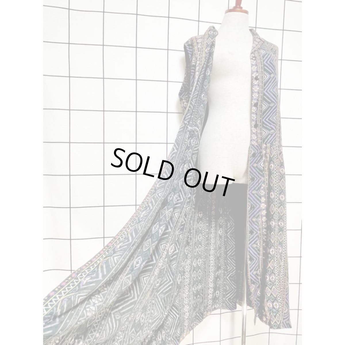 画像9: フォークロア模様 前開き India レトロ 古着 ノースリーブ ヴィンテージワンピース (9)