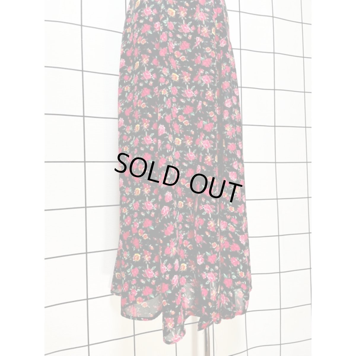 画像5: 花柄 前開き ウエストゴム ブラック レトロ アメリカ古着 ヴィンテージスカート (5)