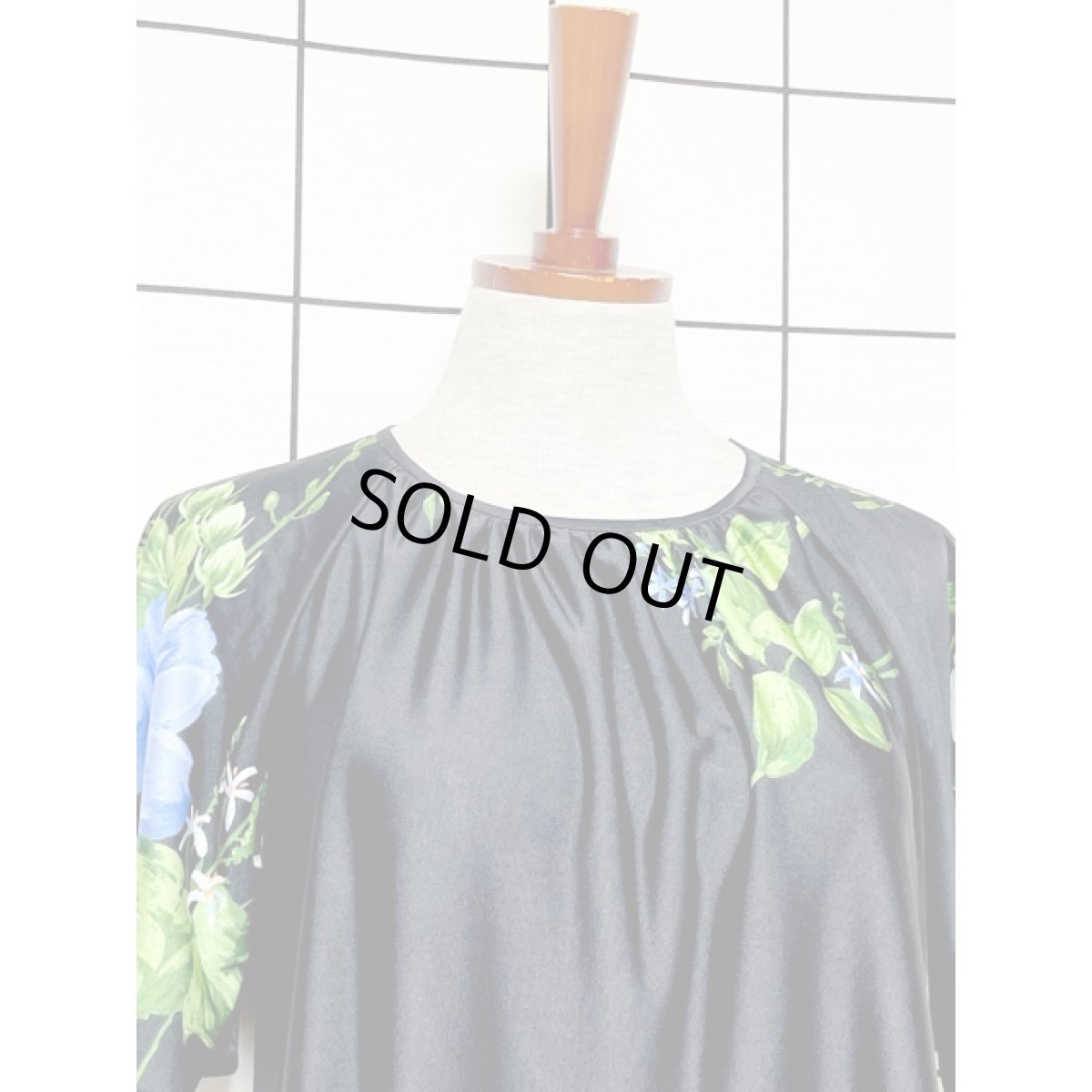 画像5: ボタニカル柄フレア半袖 レトロ ヨーロッパ古着 ヴィンテージワンピース (5)