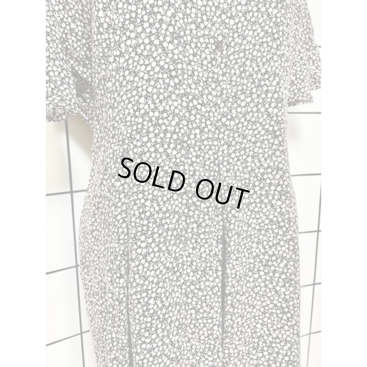 画像9: 総柄 小花柄 ワイドパンツデザイン バックリボン 半袖 レトロ ヨーロッパ古着 ジャンプスーツ ヴィンテージオールインワン (9)