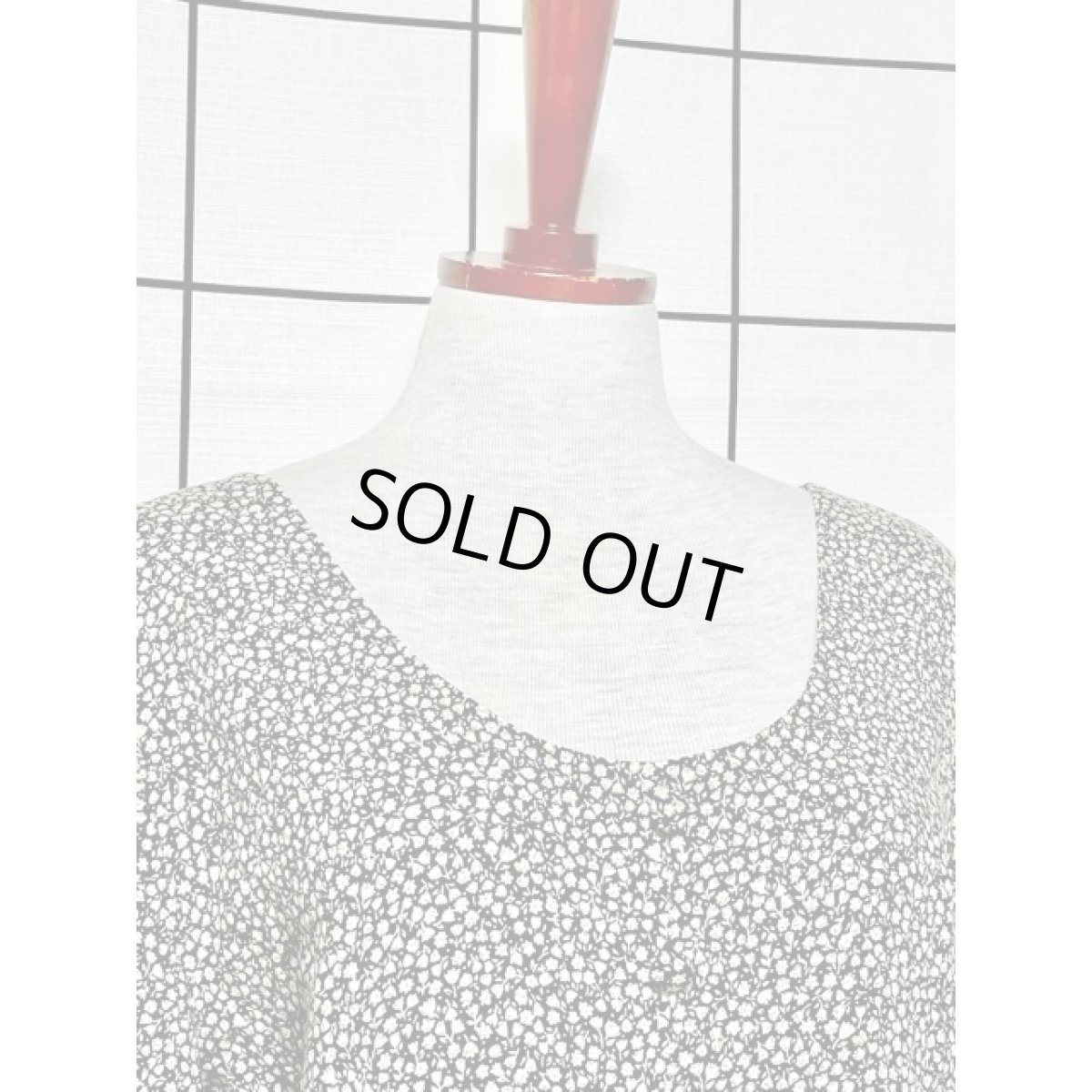 画像7: 総柄 小花柄 ワイドパンツデザイン バックリボン 半袖 レトロ ヨーロッパ古着 ジャンプスーツ ヴィンテージオールインワン (7)