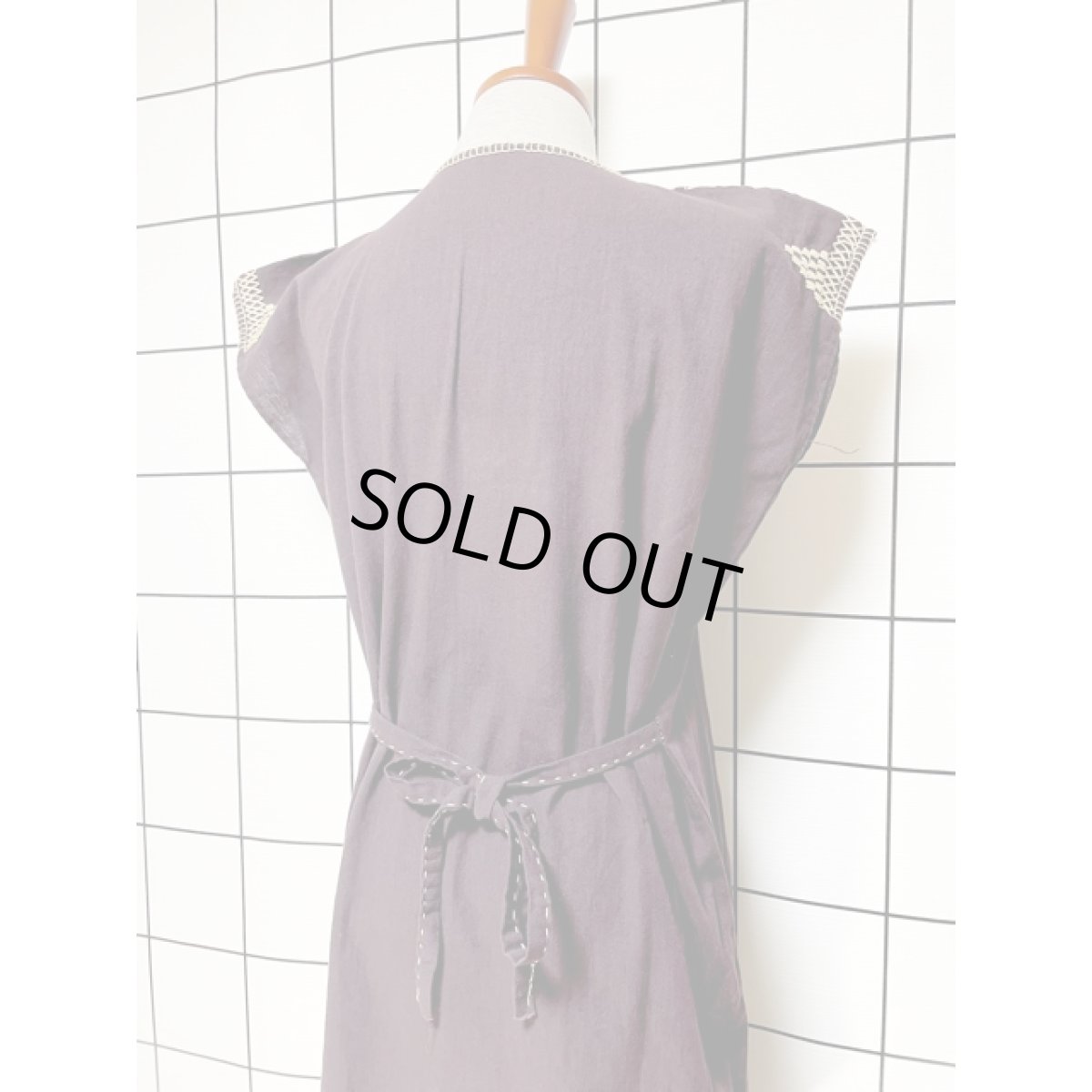 画像4: 刺繍 ブラウン ワンピース レトロ アメリカ古着 ヴィンテージ (4)