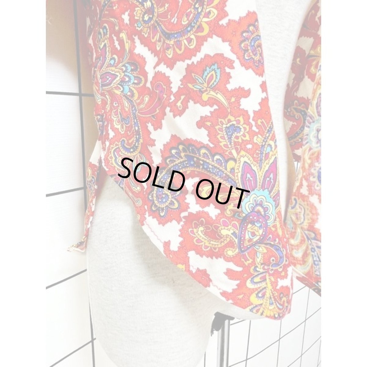 画像9: レトロ 柄 前開き 袖先レース 羽織り USA古着 ブラウス シャツ トップス (9)