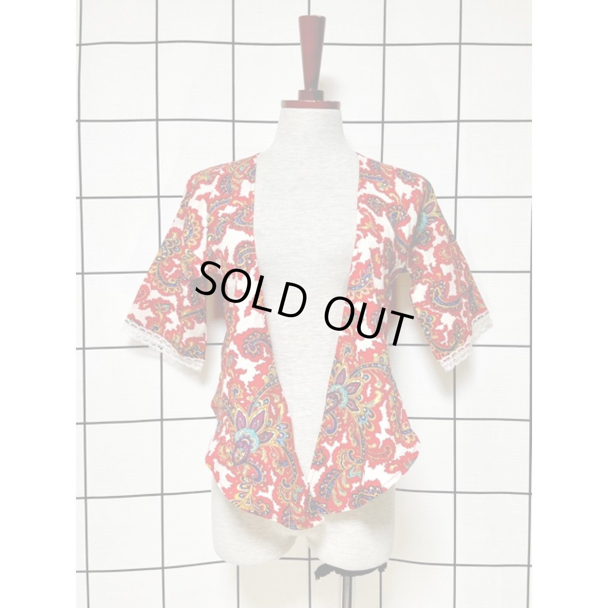 画像2: レトロ 柄 前開き 袖先レース 羽織り USA古着 ブラウス シャツ トップス (2)