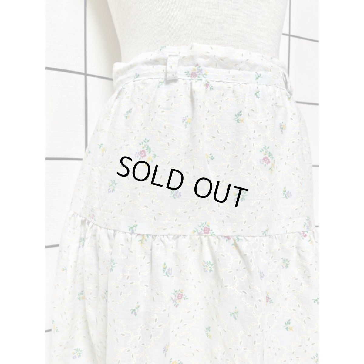 画像4: ライトブルー 小花柄 ティアード ガーリー クラシカル レトロ アメリカ古着 ヴィンテージスカート (4)