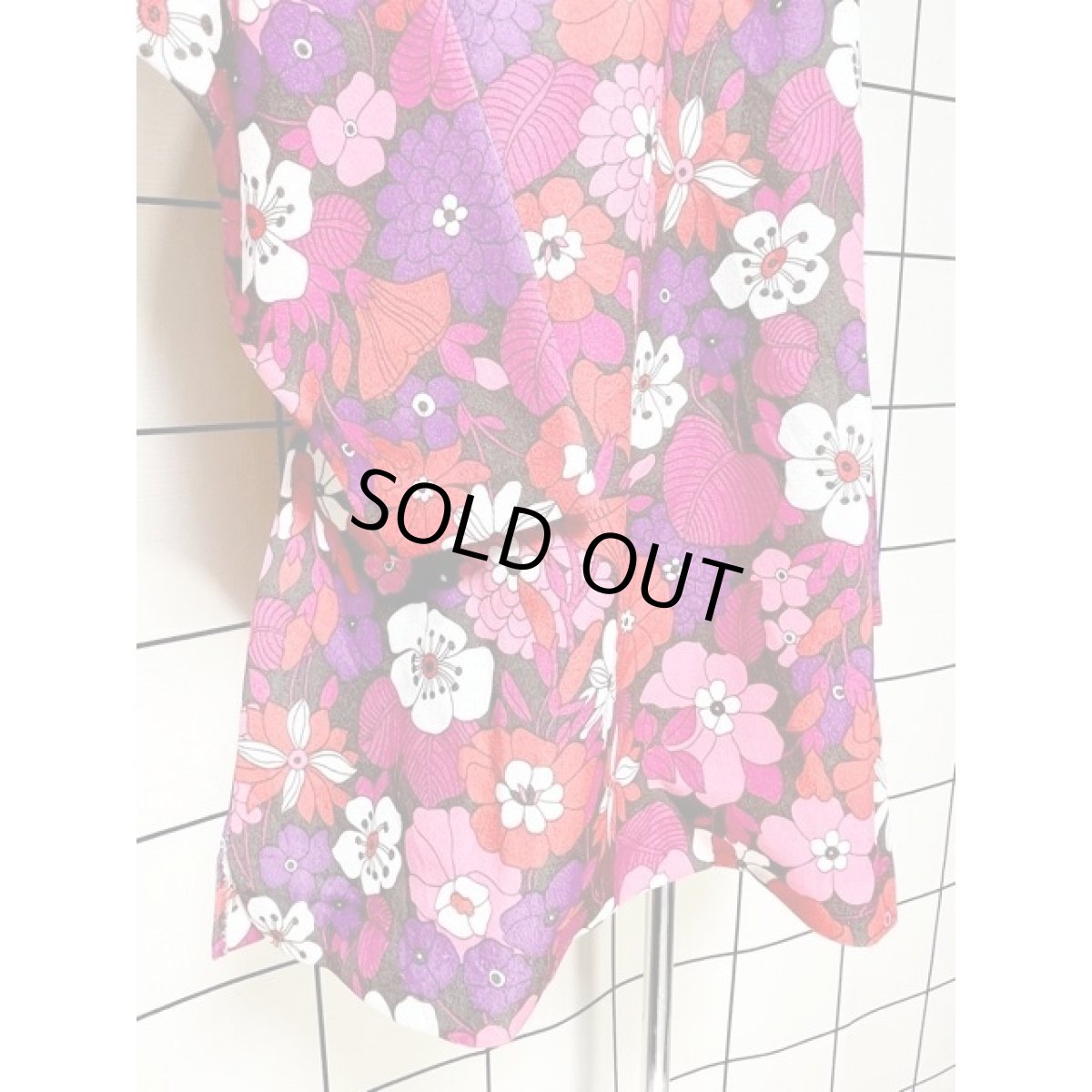 画像6: フランス古着 レトロポップ 上質な生地 60's 花柄 ヨーロッパ チュニック丈 ヴィンテージミニワンピース (6)