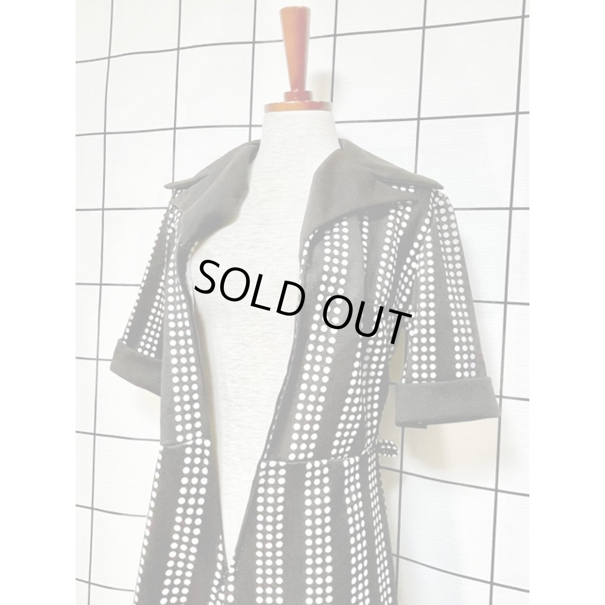 画像10: フランス古着 ドット柄 ビッグカラー ブラウン ホワイト ジップアップ 半袖 レトロ ヨーロッパ ヴィンテーワンピース (10)