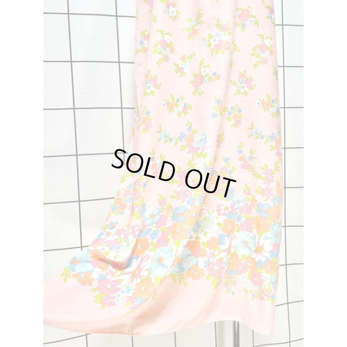 画像9: 花柄 70s ハイウエストリボン レース ガーリー ヨーロッパ古着 ヴィンテージマキシ丈ワンピース (9)