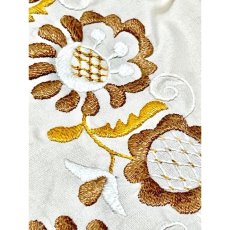 画像12: お花刺繍 袖にも刺繍 リボン ヨーロッパ古着 チュニック ヴィンテージブラウス (12)