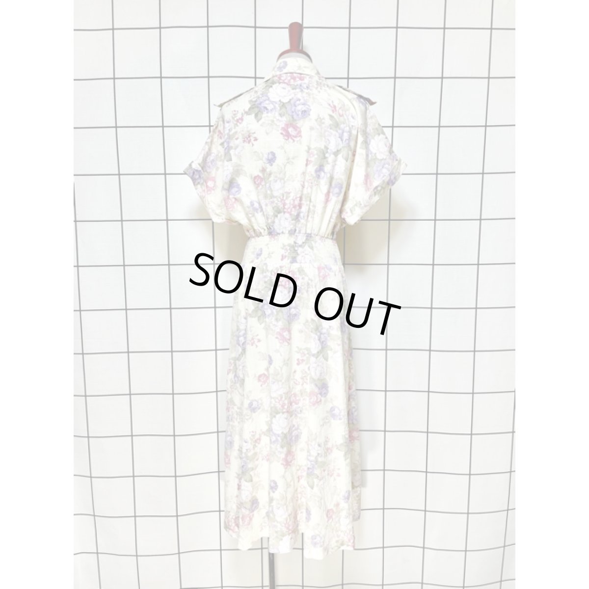 画像2: 花柄 ドルマン 前開き ウエストゴム レトロ アメリカ古着 ヴィンテージワンピース (2)