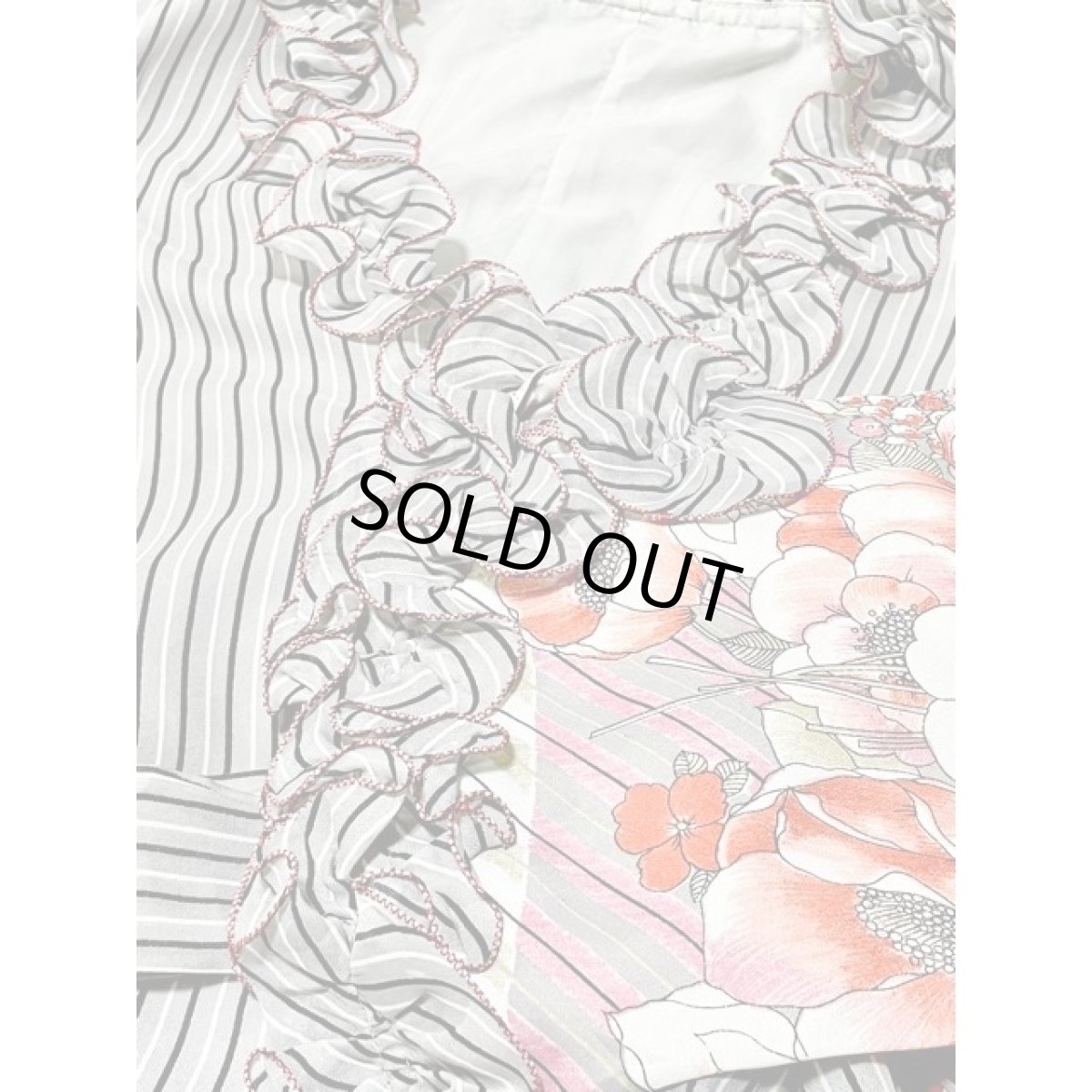 画像13: 70's ヴィンテージドレス ヨーロッパ古着 フリル 花柄 ストライプ レトロ ウエストリボン お洒落上級者さんにもおすすめ (13)