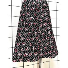 画像3: レトロポップ 花柄 ジグザグ柄 ブラック レトロ ヨーロッパ古着 ヴィンテージスカート (3)