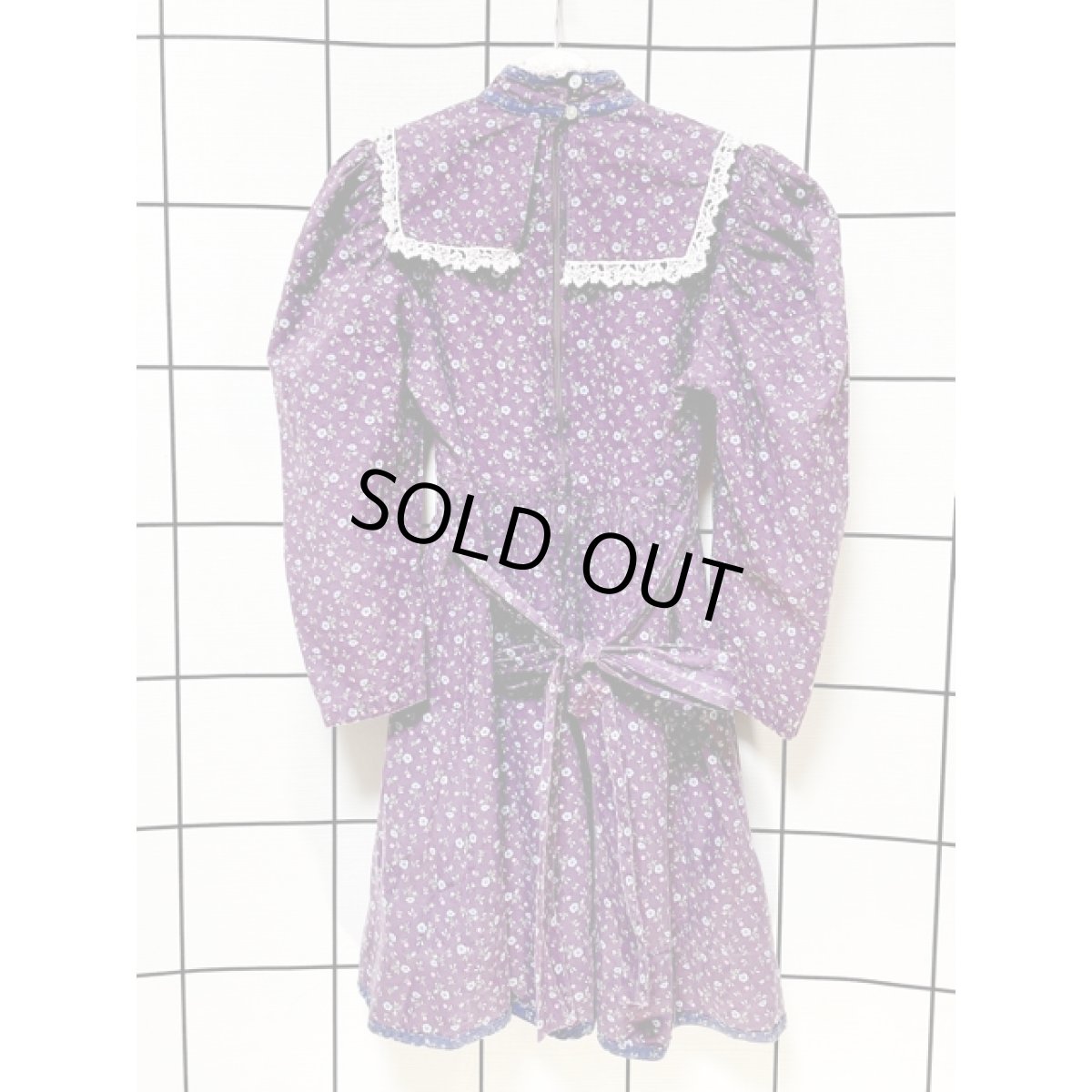 画像2: 子供古着 kids GUNNESAX 小花柄  リボン セーラー襟 アメリカ古着 ヴィンテージ ワンピース (2)