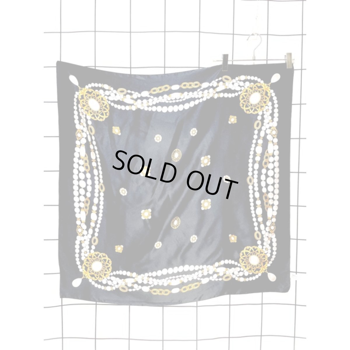 画像3: Italy製 イタリア アクセサリー柄 ブラック レトロアンティーク ヴィンテージスカーフ ヨーロッパ (3)