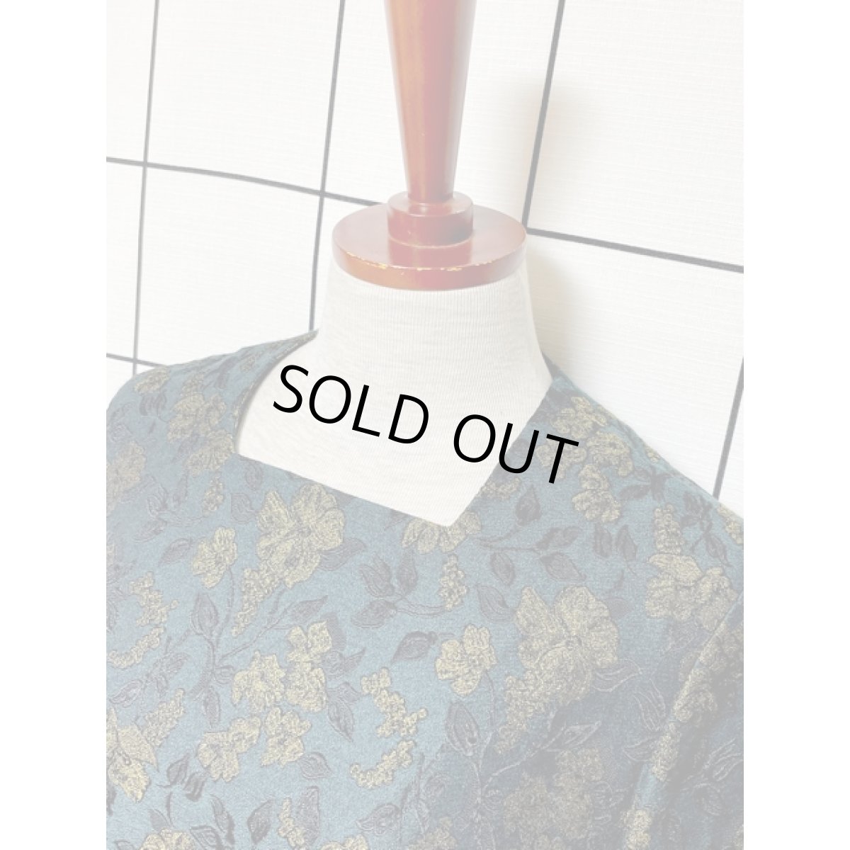 画像4: 深めのグリーン 上質 花模様織り パーティー衣装などにもおすすめ レトロ フランス古着 ヴィンテージドレス (4)