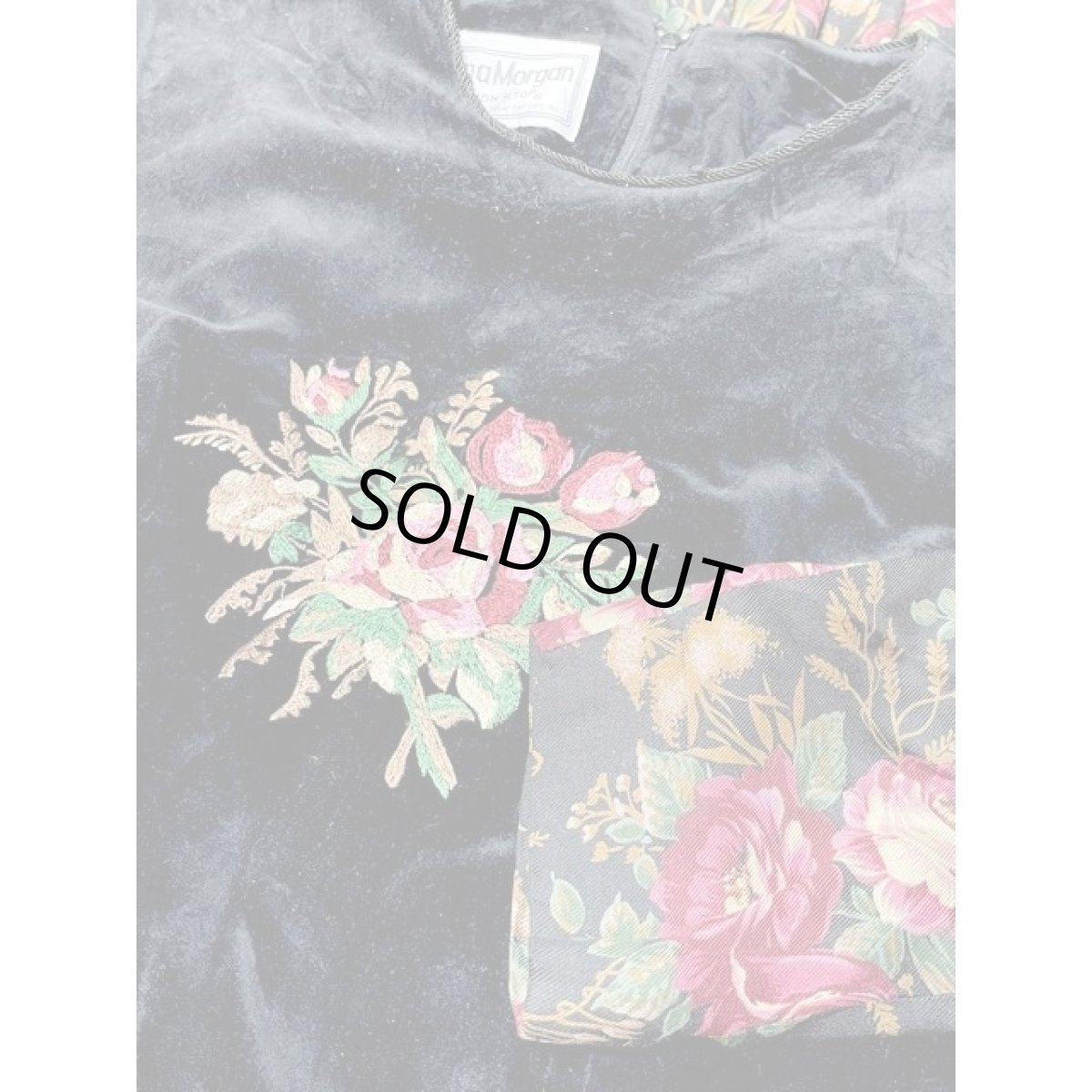 画像11: ベロア 刺繍 花柄 パフスリーブ サーキュラー アメリカ古着 ヴィンテージワンピース (11)