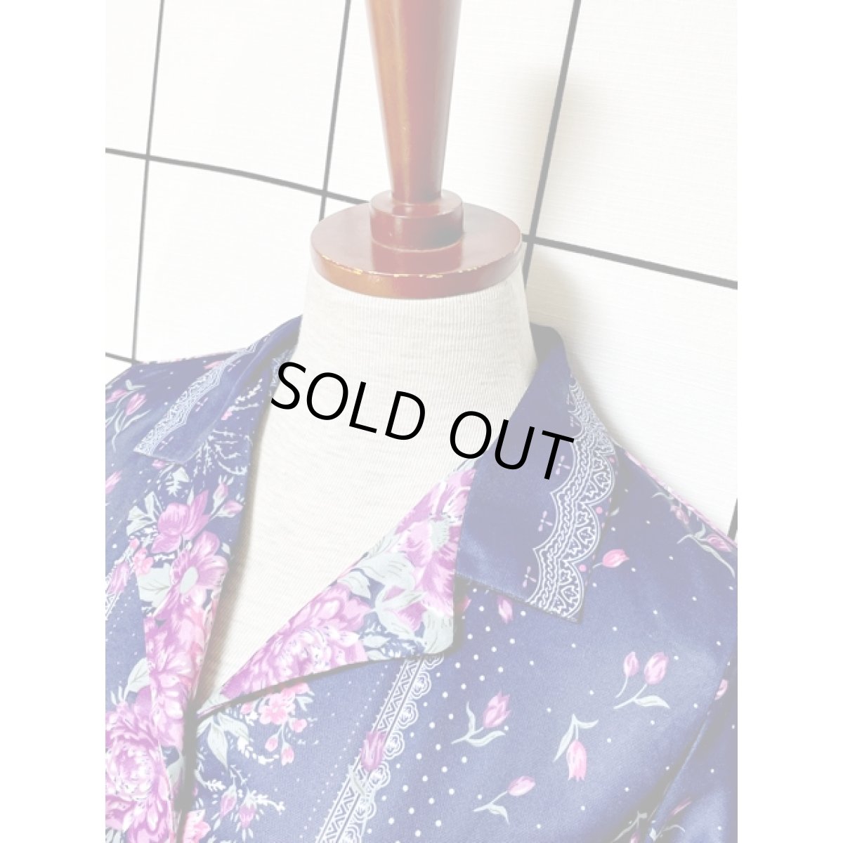 画像4: 花柄 ドット柄 ネイビー ウエストゴム レトロ アメリカ古着 ヴィンテージ ワンピース (4)