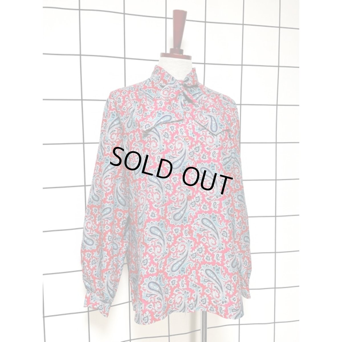 画像3: リボンタイ ペイズリー レッド アメリカ古着 レトロ シャツ ヴィンテージブラウス (3)