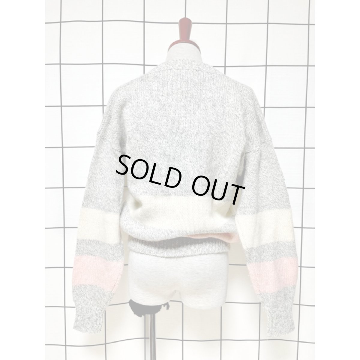 画像2: ボーダー Vネック プルオーバー グレー オフホワイト ピンク アメリカ古着 ヴィンテージ ニットセーター (2)