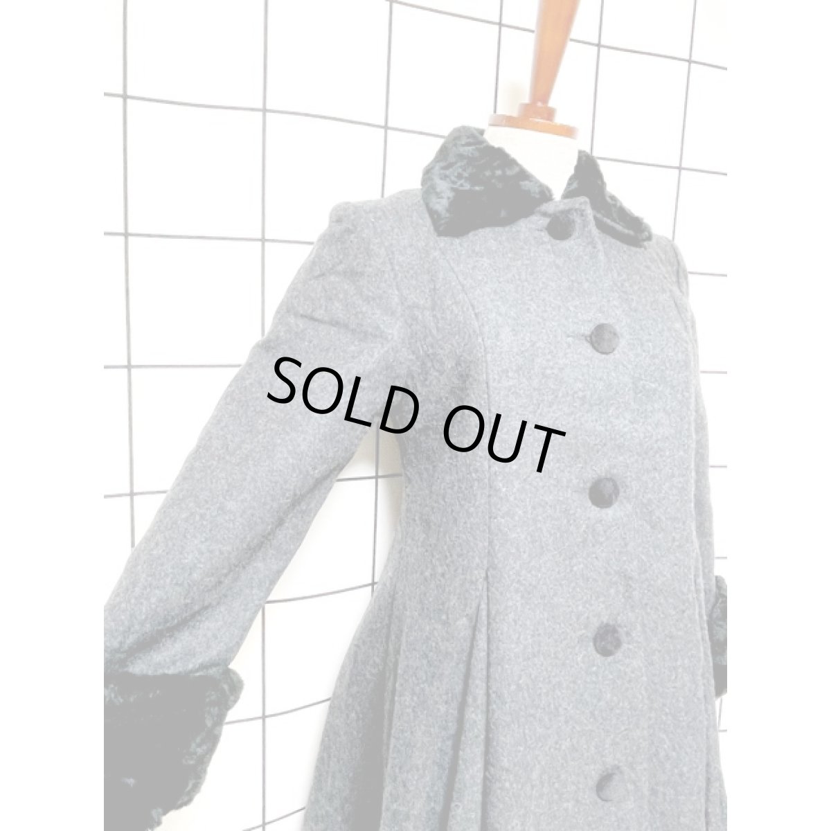 画像7: ファー Aライン ウール 上品 上質 クラシカル グレー ブラック 古着 ヴィンテージ コート (7)