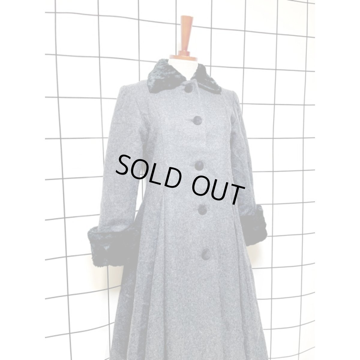 画像4: ファー Aライン ウール 上品 上質 クラシカル グレー ブラック 古着 ヴィンテージ コート (4)