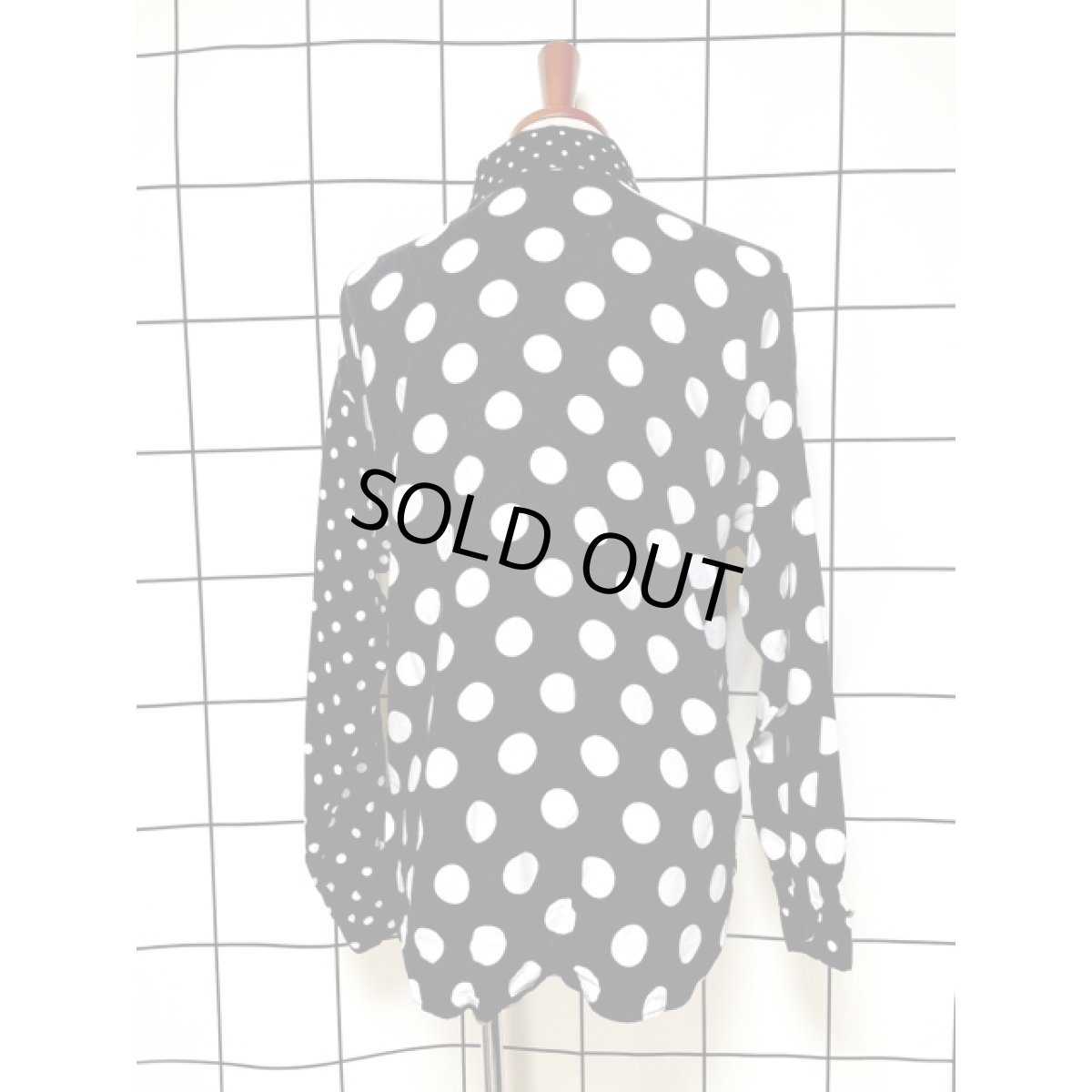 画像2: アシンメトリー モノクロドット レトロ シャツ アメリカ古着 ブラウス (2)