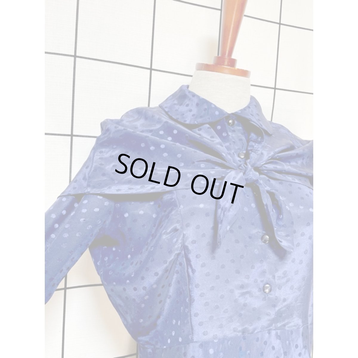 画像7: ★★50％OFF BIGSALE 対象商品★★ ネイビー ドット織り フロントリボン アメリカ古着 ヴィンテージワンピース (7)