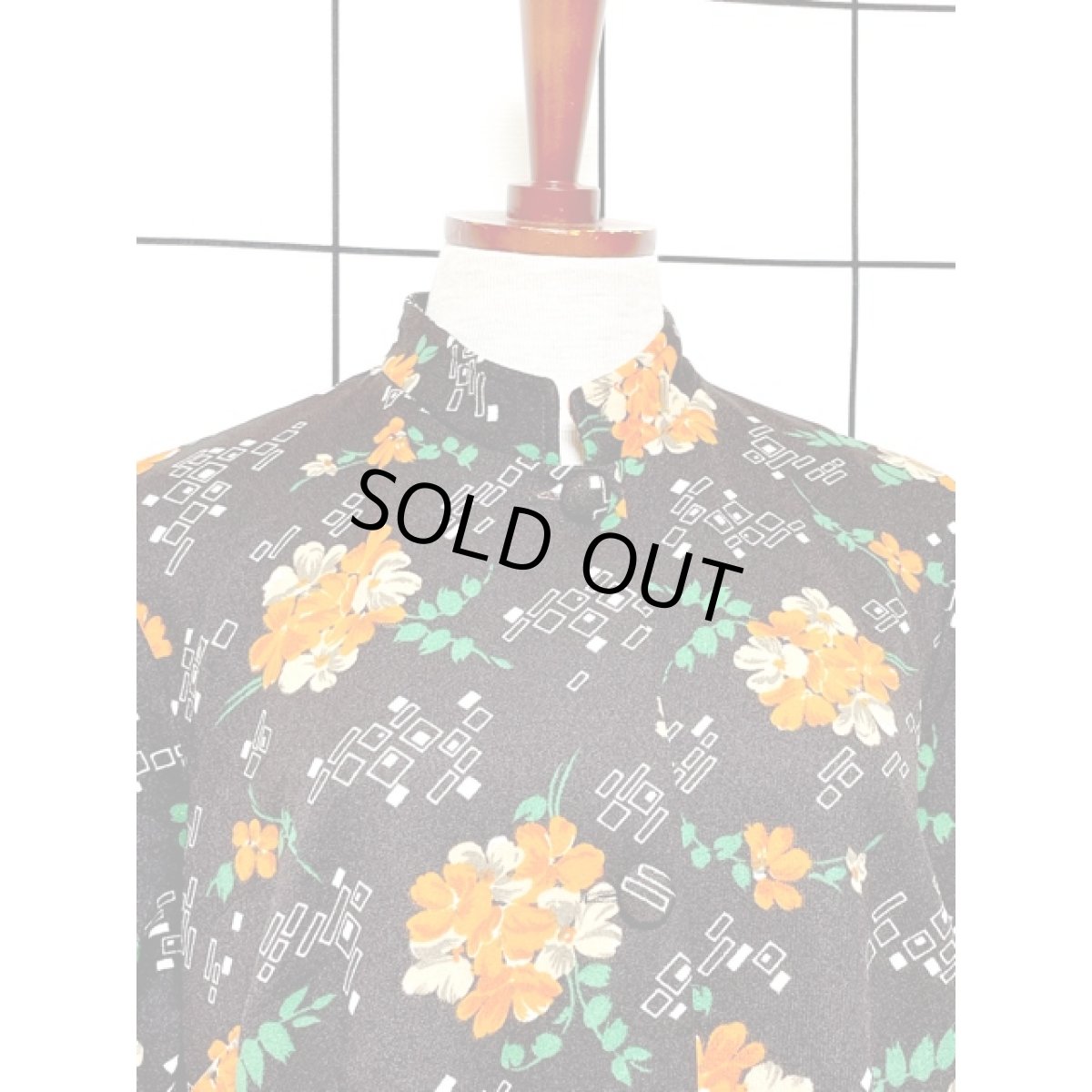 画像5: フランス古着 花柄 スクエア スタンドカラー ブラウン レトロ ヨーロッパ ヴィンテージワンピース  (5)